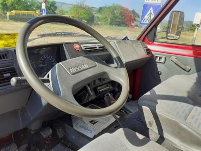 Nissan Trade 3.0