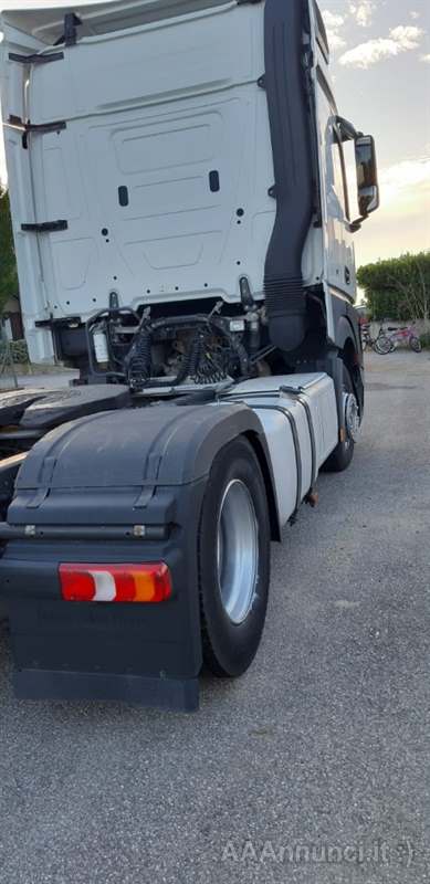 Foto 4Mercedes Actros 1845 del 2014