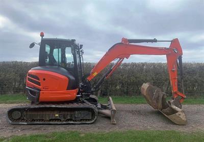 Escavatore Kubota U48-4 usato