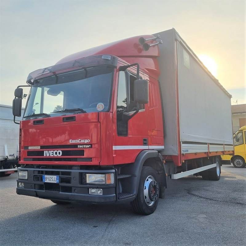 Foto 3Eurocargo 120E28 Tector - centinato 8 metri Iveco Anno 2003, unico proprietario