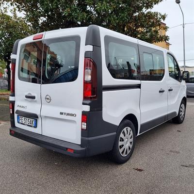 Opel Vivaro 1.6 BiTurbo pulmino 9 posti Anno 2016 Km 190000, unico proprietario - Foto 5