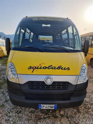 Scuolabus Iveco del 2013