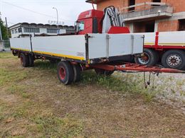Mercedes 15.20 con gru