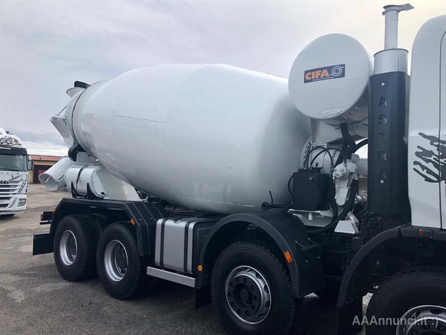 Foto 4Astra HD8 84.45 8x4 betoniera Cifa 12 mc imm. 2006 Iveco, pronta consegna