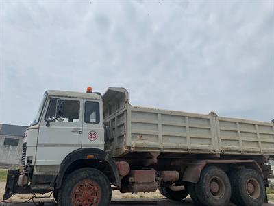 Autocarro Ribaltabile