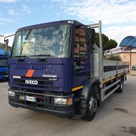 Foto 3 EUROCARGO 150e24 Tector CASSONE FISSO 7 mt Iveco Anno 2007, unico proprietario