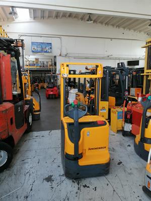 Stoccatore Jungheinrich12q