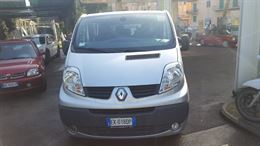 Renault Trafic con pedana montacarichi