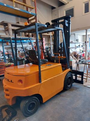 Carrello Elevatore STILL