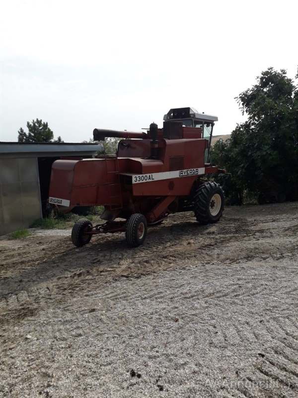 Foto 3 Mietitrebbia Laverda 3300 AL