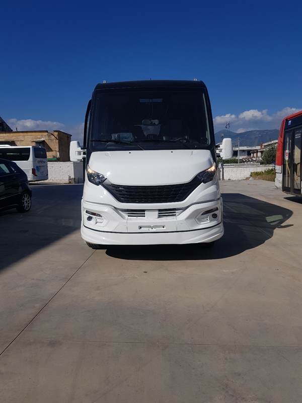 NUOVO Marca Iveco Dolphin 29 Posti Euro 6